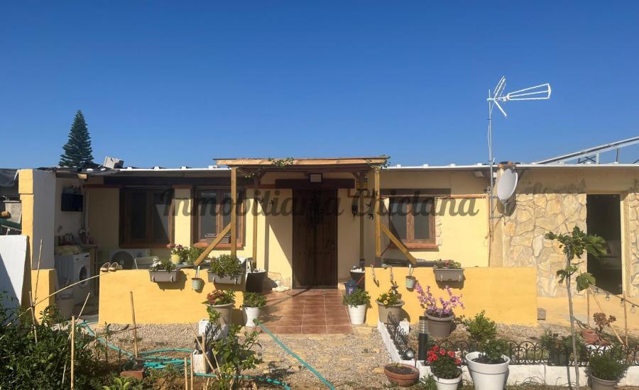 Chalet en las Dehesillas, 500 m2. No hipotecable